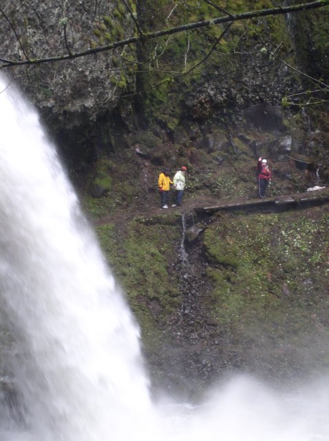 12.27.05 Triple Falls 020 